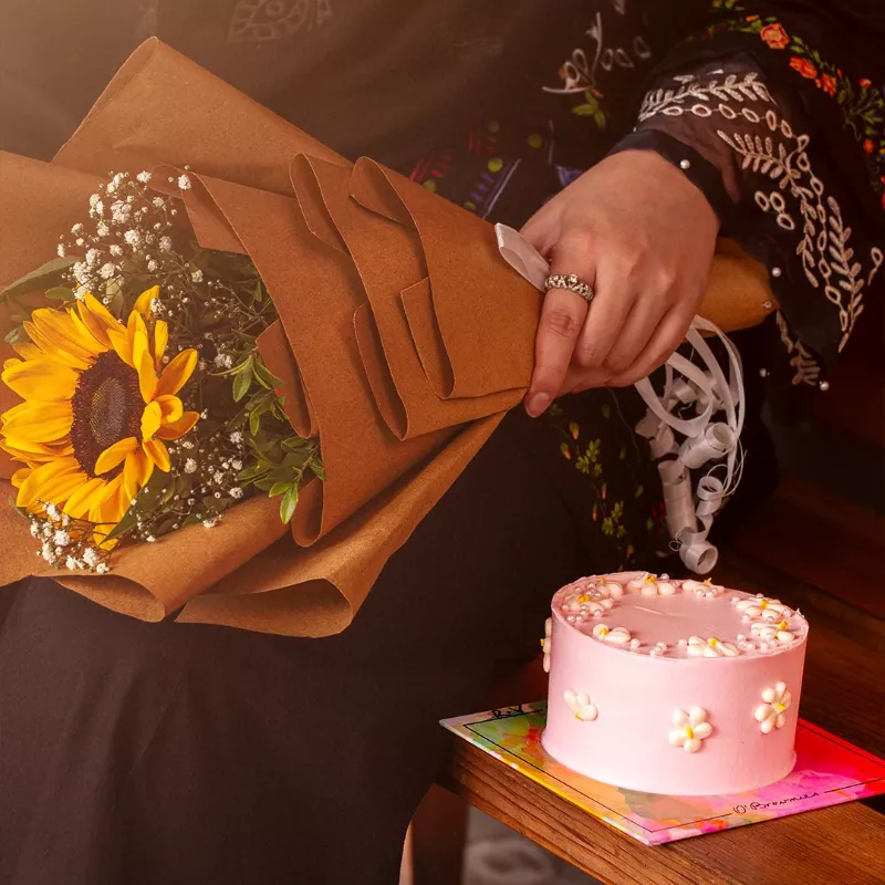 Small Bouquet and Bento